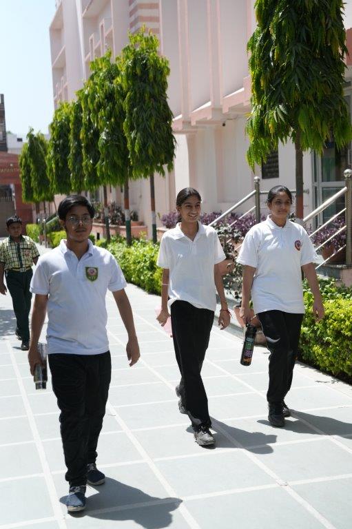Campus Visit - Guided Tour at SJT School
