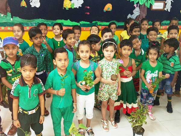 School Green Day 4